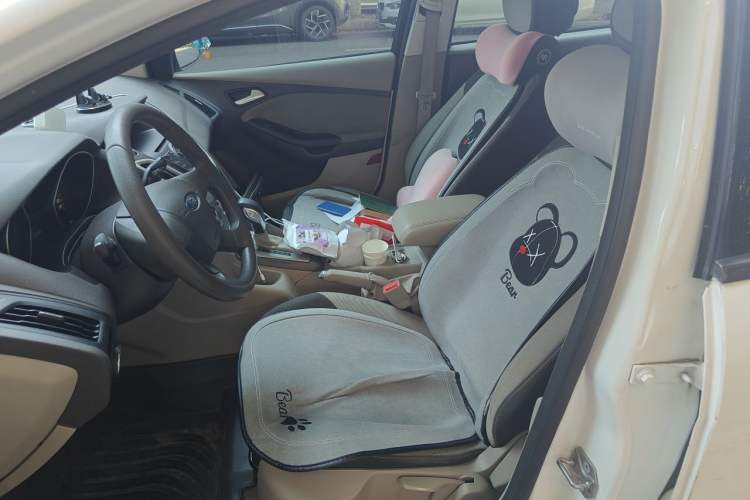 Used Ford Focus 2012 Sedan 1.6L Automatic Comfort Model Left Front Seat