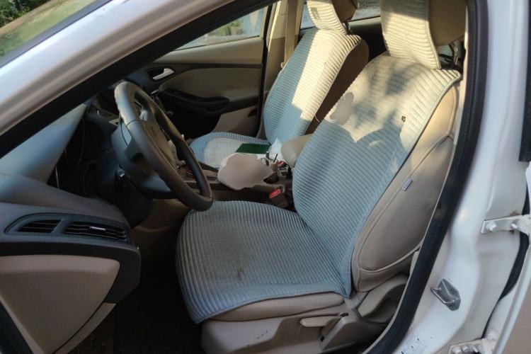 Used Ford Focus 2012 Sedan 1.6L Automatic Comfort Model Left Front Seat