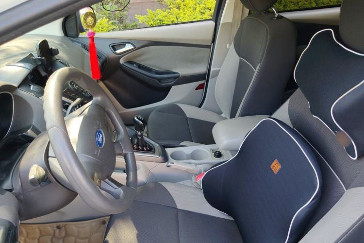 Used Ford Focus 2012 Sedan 1.6L Manual Comfort Model Left Front Seat