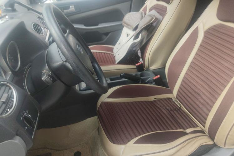 Used Ford Focus 2012 Hatchback Classic 1.8L Automatic Base Model Left Front Seat