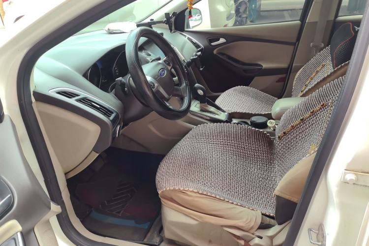 Used Ford Focus 2012 Hatchback 1.6L Automatic Fashion Edition Left Front Seat