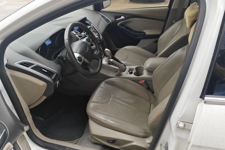 Used Ford Focus 2012 Sedan 2.0L Automatic Flagship Model Left Front Seat
