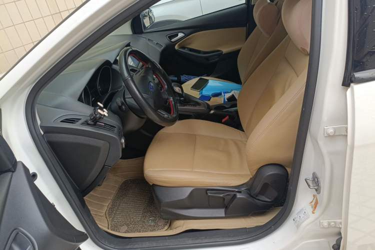 Used Ford Focus 2012 Hatchback 1.6L Automatic Comfort Model Left Front Seat