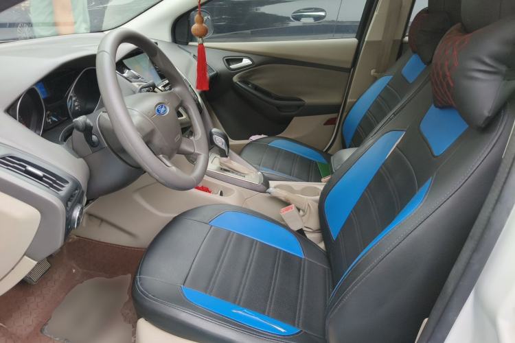 Used Ford Focus 2012 Sedan 1.6L Automatic Comfort Model Left Front Seat