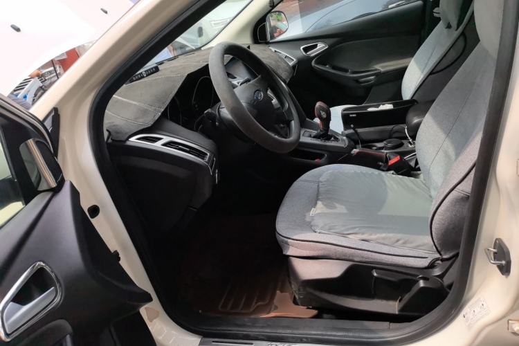 Used Ford Focus 2012 Hatchback 1.6L Automatic Comfort Model Left Front Seat