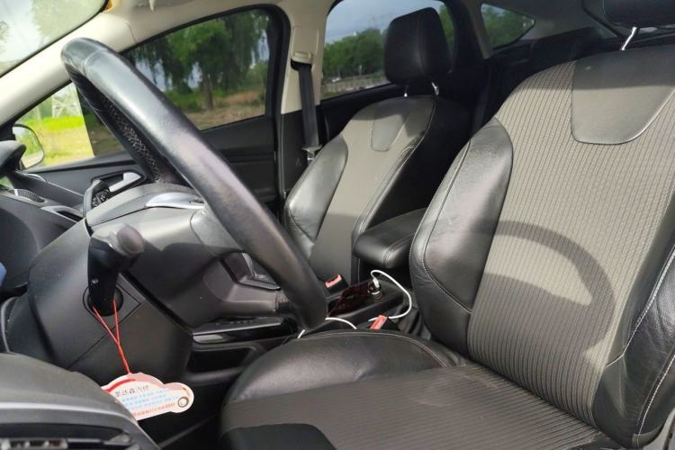 Used Ford Focus 2012 Hatchback 1.6L Automatic Fashion Edition Left Front Seat