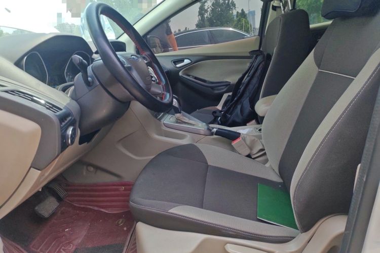 Used Ford Focus 2012 Sedan 1.6L Automatic Comfort Model Left Front Seat