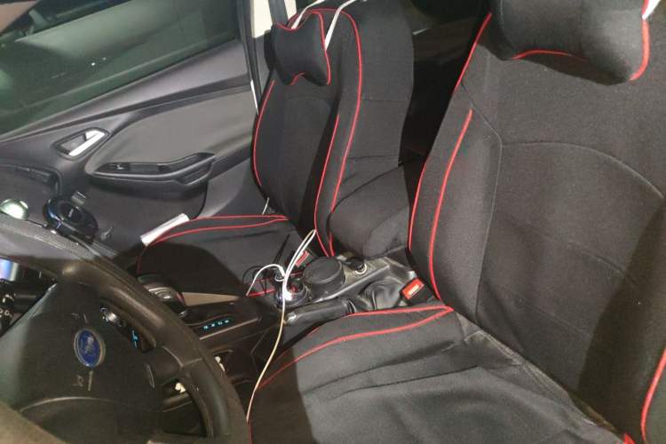 Used Ford Focus 2012 Hatchback 1.6L Automatic Comfort Model Left Front Seat