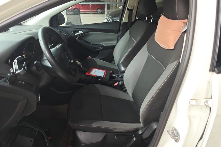Used Ford Focus 2012 Hatchback 1.6L Automatic Comfort Model Left Front Seat