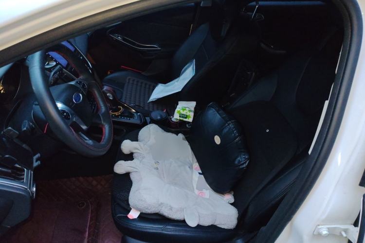 Used Ford Focus 2012 Hatchback 1.6L Automatic Fashion Edition Left Front Seat