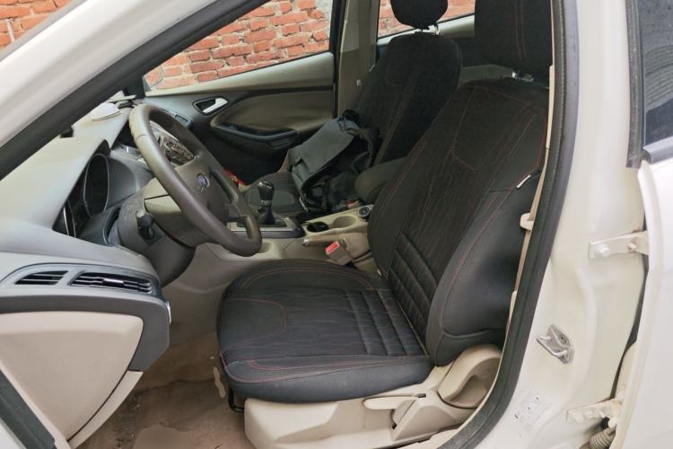 Used Ford Focus 2012 Sedan 1.6L Manual Comfort Model Left Front Seat