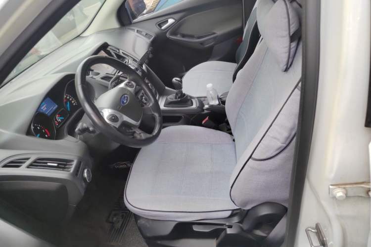 Used Ford Focus 2012 Hatchback 1.6L Manual Comfort Model Left Front Seat