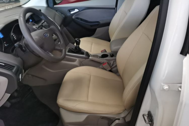 Used Ford Focus 2012 Sedan 1.6L Manual Comfort Model Left Front Seat