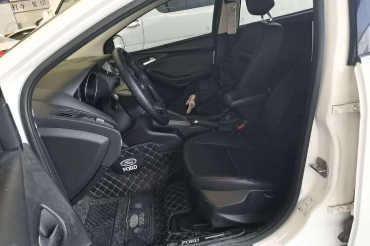 Used Ford Focus 2012 Hatchback 1.6L Automatic Comfort Model Left Front Seat