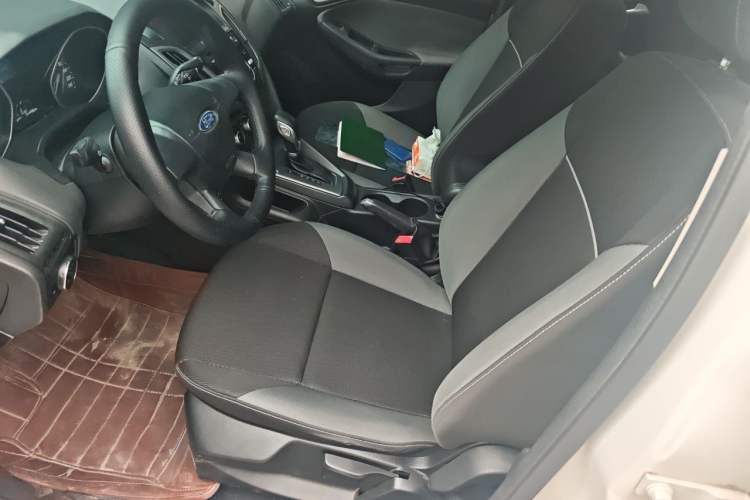 Used Ford Focus 2012 Hatchback 1.6L Automatic Comfort Model Left Front Seat