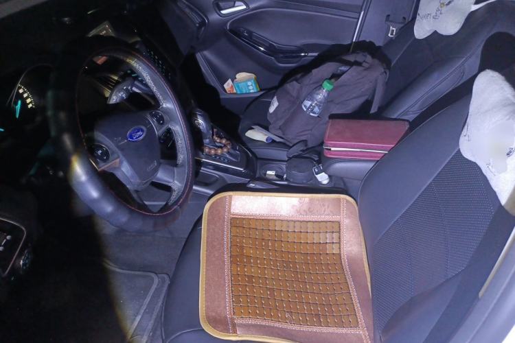 Used Ford Focus 2012 Sedan 1.6L Automatic Fashion Edition Left Front Seat