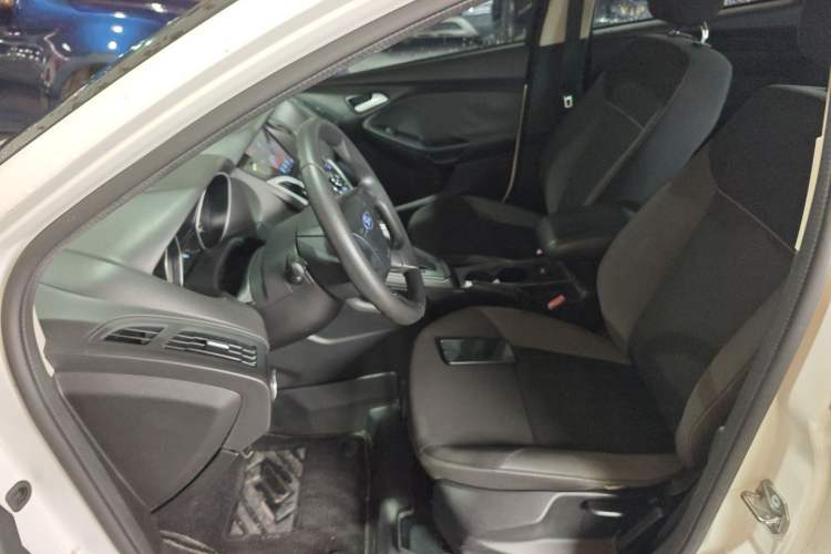 Used Ford Focus 2012 Hatchback 1.6L Automatic Comfort Model Left Front Seat