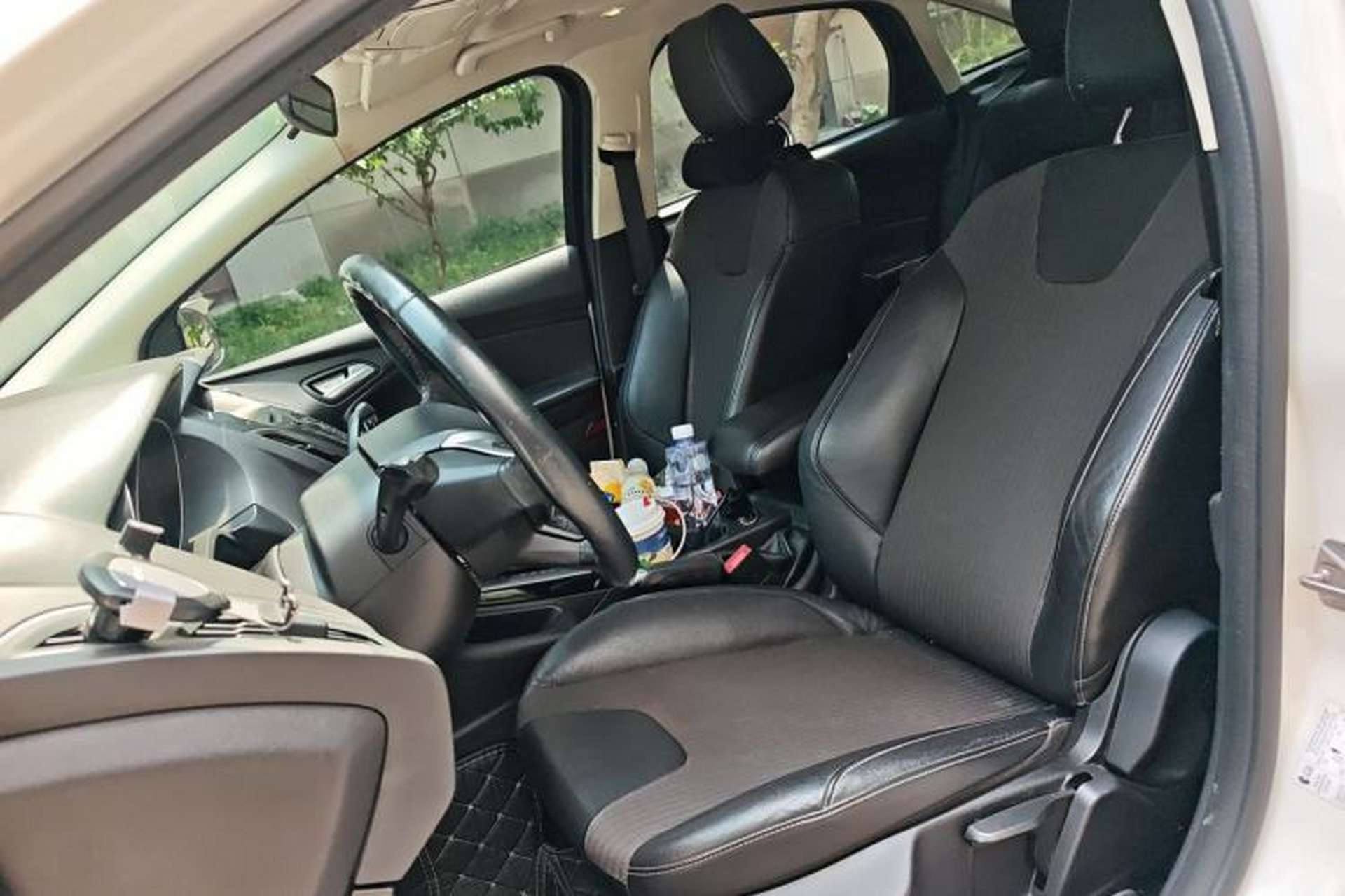 Used Ford Focus 2012 Sedan 1.6L Automatic Fashion Edition Left Front Seat