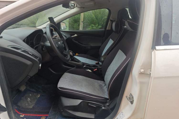 Used Ford Focus 2012 Hatchback 1.6L Automatic Comfort Model Left Front Seat