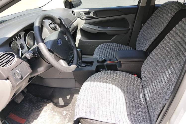Used Ford Focus 2012 Hatchback Classic 1.8L Automatic Base Model Left Front Seat