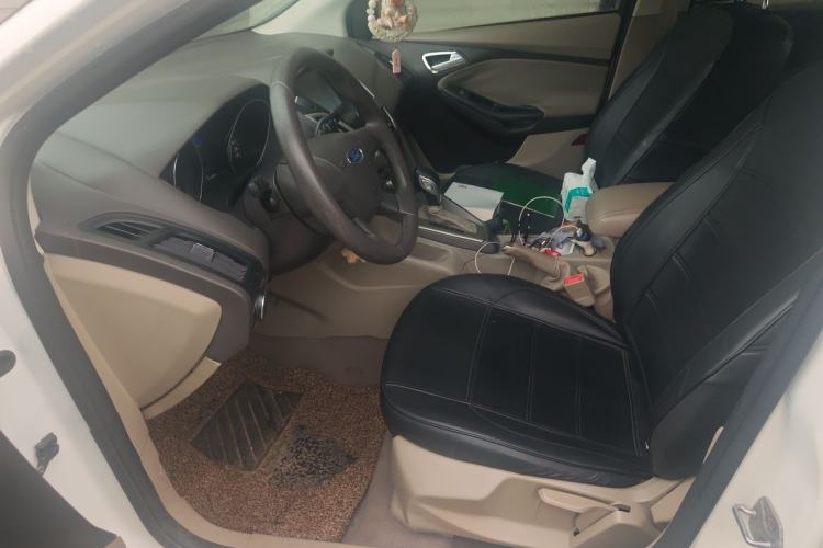 Used Ford Focus 2012 Sedan 1.6L Automatic Comfort Model Left Front Seat