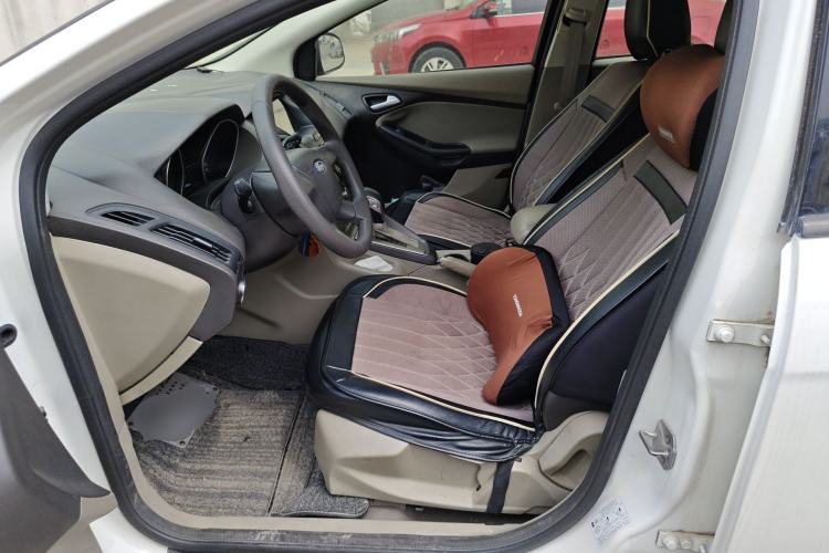 Used Ford Focus 2012 Sedan 1.6L Automatic Comfort Model Left Front Seat
