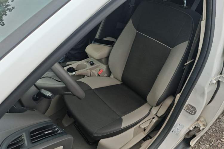 Used Ford Focus 2012 Sedan 1.6L Automatic Comfort Model Left Front Seat