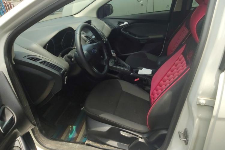 Used Ford Focus 2012 Hatchback 1.6L Automatic Comfort Model Left Front Seat