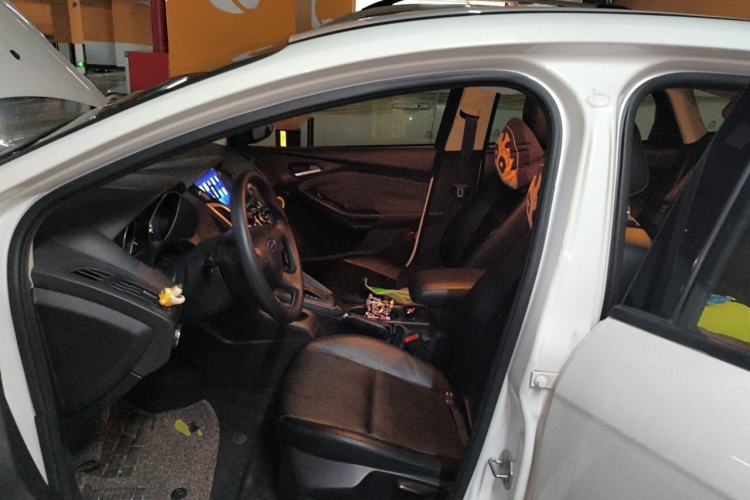 Used Ford Focus 2012 Hatchback 1.6L Automatic Comfort Model Left Front Seat