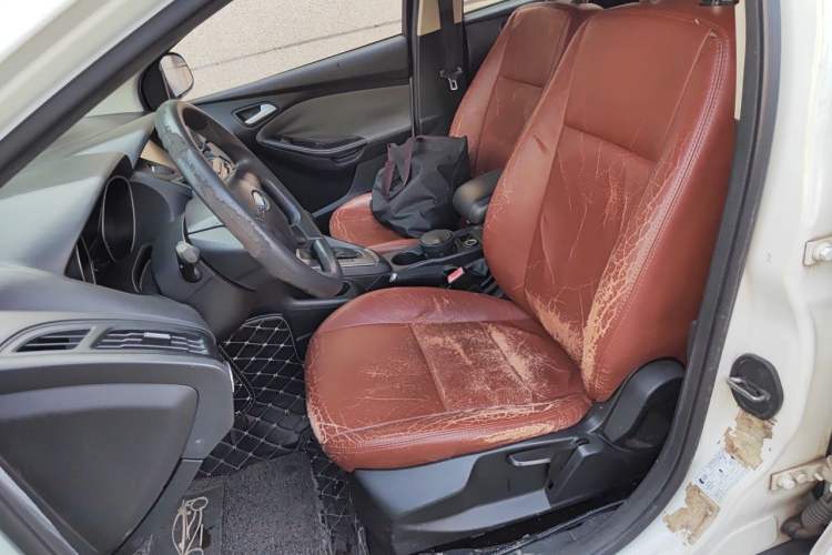 Used Ford Focus 2012 Hatchback 1.6L Automatic Comfort Model Left Front Seat