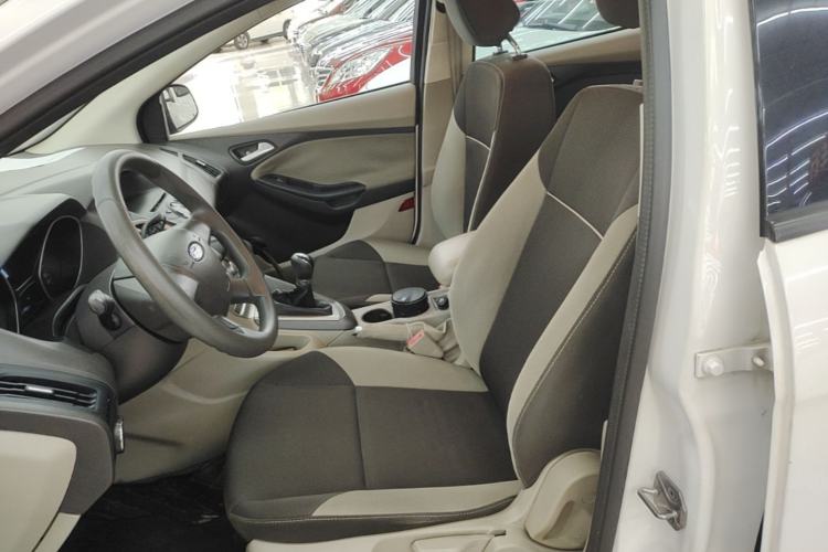 Used Ford Focus 2012 Sedan 1.6L Manual Comfort Model Left Front Seat