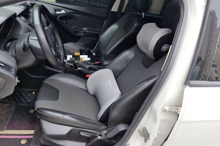 Used Ford Focus 2012 Hatchback 1.6L Automatic Fashion Edition Left Front Seat