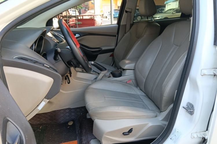 Used Ford Focus 2012 Sedan 1.6L Automatic Prestige Model Left Front Seat
