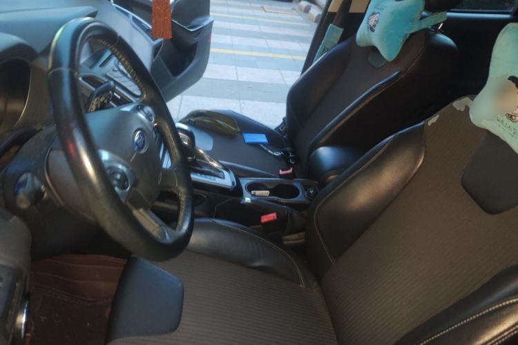 Used Ford Focus 2012 Hatchback 1.6L Automatic Fashion Edition Left Front Seat