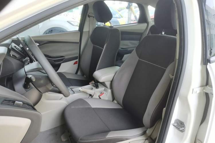 Used Ford Focus 2012 Sedan 1.6L Automatic Comfort Model Left Front Seat