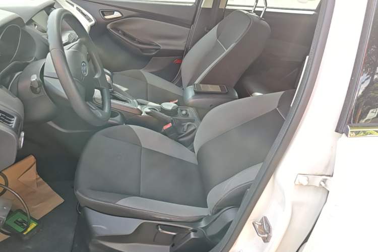 Used Ford Focus 2012 Hatchback 1.6L Automatic Comfort Model Left Front Seat