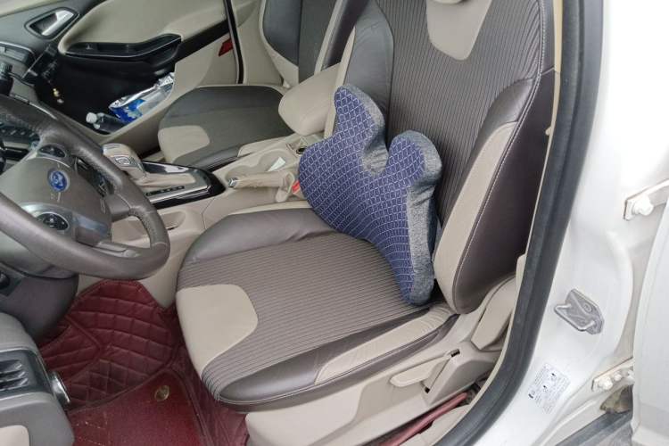 Used Ford Focus 2012 Hatchback 1.6L Automatic Fashion Edition Left Front Seat