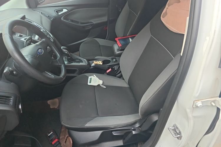 Used Ford Focus 2012 Hatchback 1.6L Automatic Comfort Model Left Front Seat