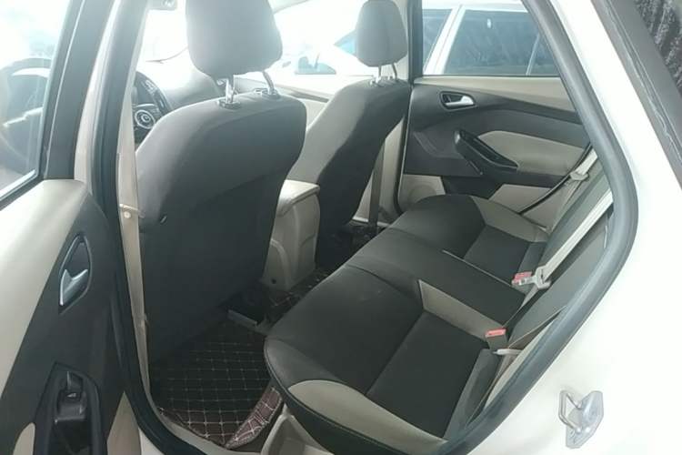 Used Ford Focus 2012 Sedan 1.6L Manual Comfort Model Left Rear Seat