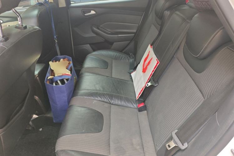Used Ford Focus 2012 Sedan 1.6L Automatic Fashion Edition Left Rear Seat