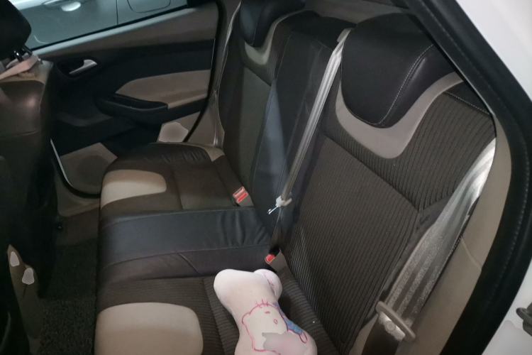Used Ford Focus 2012 Hatchback 1.6L Automatic Fashion Edition Left Rear Seat