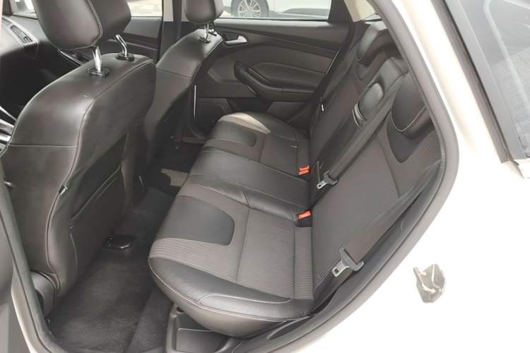 Used Ford Focus 2012 Hatchback 2.0L Automatic Luxury Sport Model Left Rear Seat