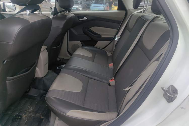 Used Ford Focus 2012 Sedan 1.6L Automatic Fashion Edition Left Rear Seat
