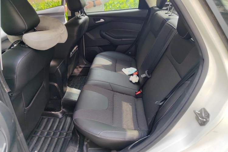 Used Ford Focus 2012 Sedan 1.6L Automatic Fashion Edition Left Rear Seat
