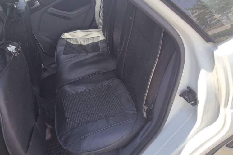 Used Ford Focus 2012 Hatchback Classic 1.8L Automatic Base Model Left Rear Seat