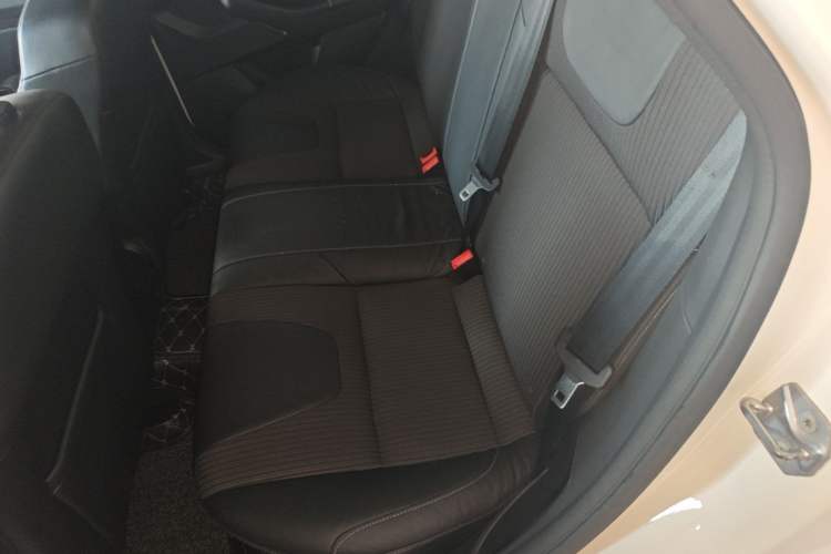 Used Ford Focus 2012 Sedan 1.6L Automatic Fashion Edition Left Rear Seat