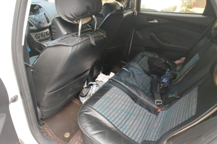 Used Ford Focus 2012 Hatchback 1.6L Manual Comfort Model Left Rear Seat