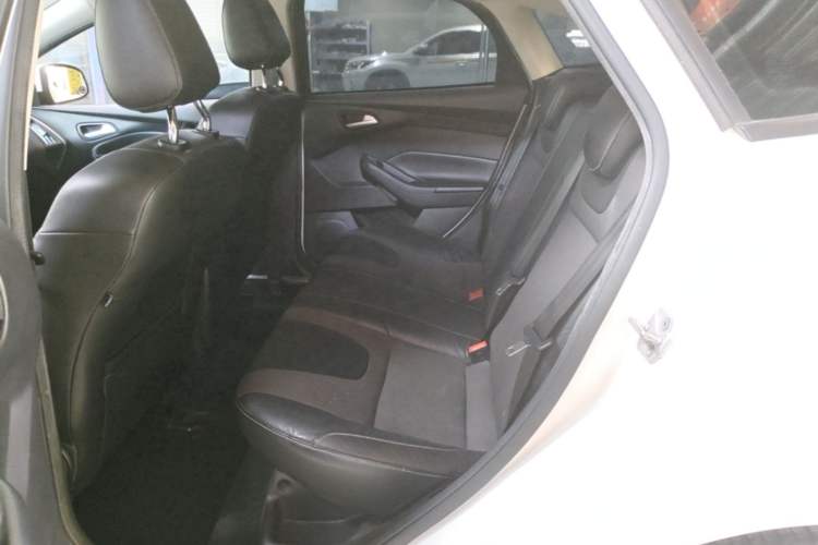 Used Ford Focus 2012 Hatchback 1.6L Automatic Fashion Edition Left Rear Seat