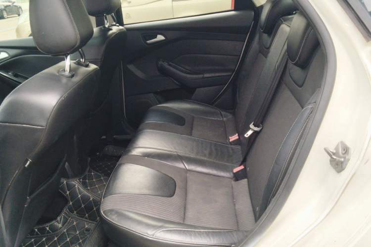 Used Ford Focus 2012 Sedan 1.6L Automatic Fashion Edition Left Rear Seat