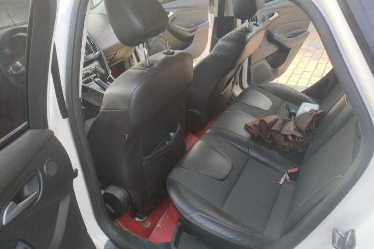 Used Ford Focus 2012 Hatchback 2.0L Automatic Luxury Sport Model Left Rear Seat
